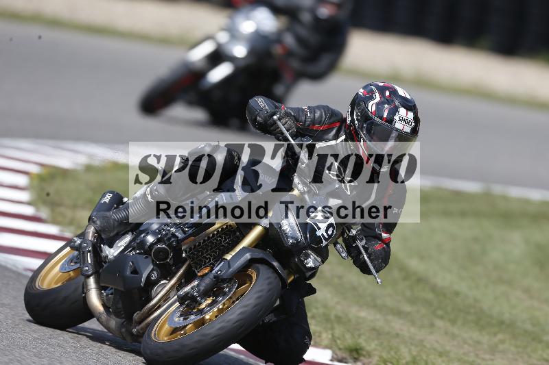 /Archiv-2025/49 26.08.2025 Cornu Master School ADR/blau-bleu/29